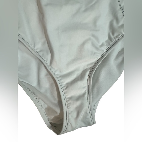 BleuRod Beattie FineLine Belted One-piece Bandeau Swimsuit White 14 Straples NWT - Picture 5 of 9